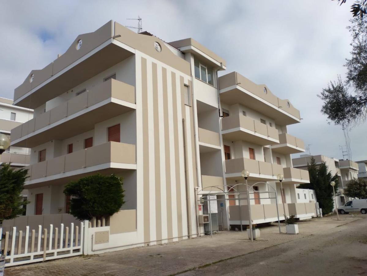 Claudia Residence Alba Adriatica Ngoại thất bức ảnh